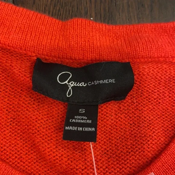 Cashmere red sweater - Picture 2 of 4